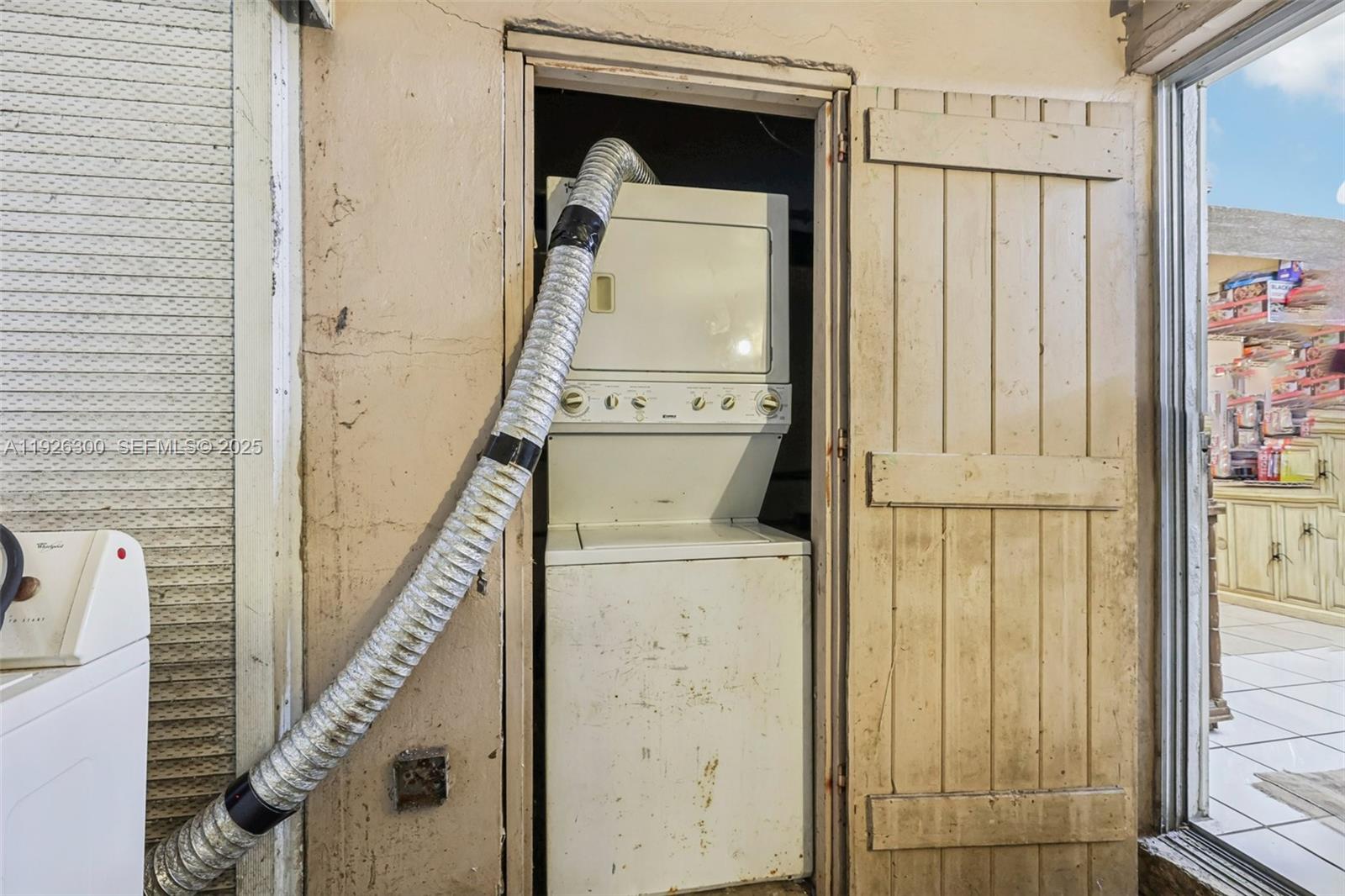 BUNCHE PARK - Residential