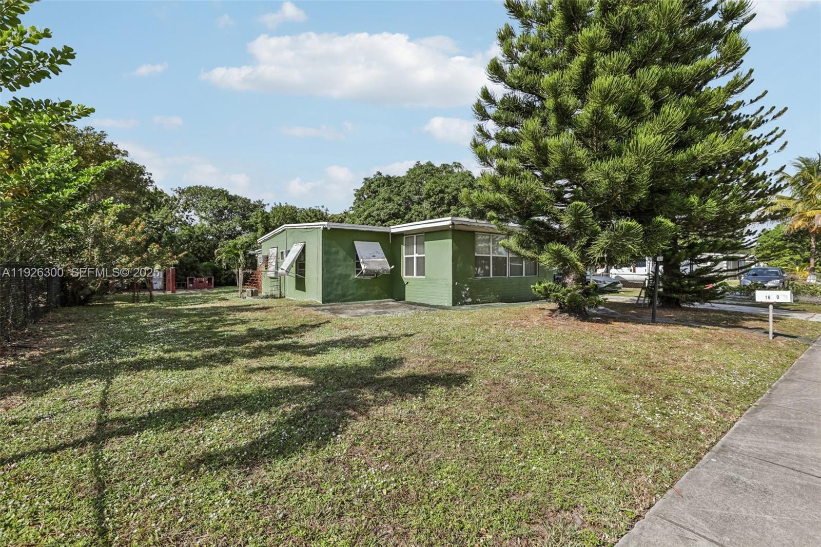 BUNCHE PARK - Residential