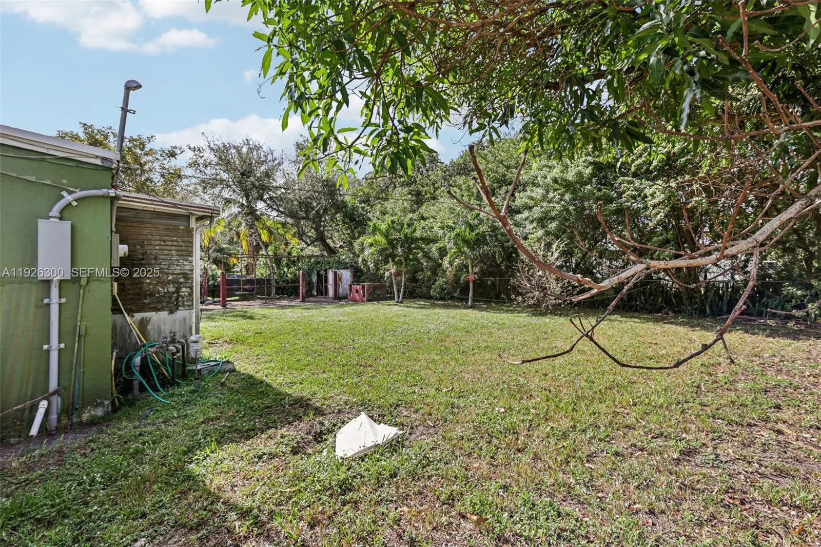 BUNCHE PARK - Residential