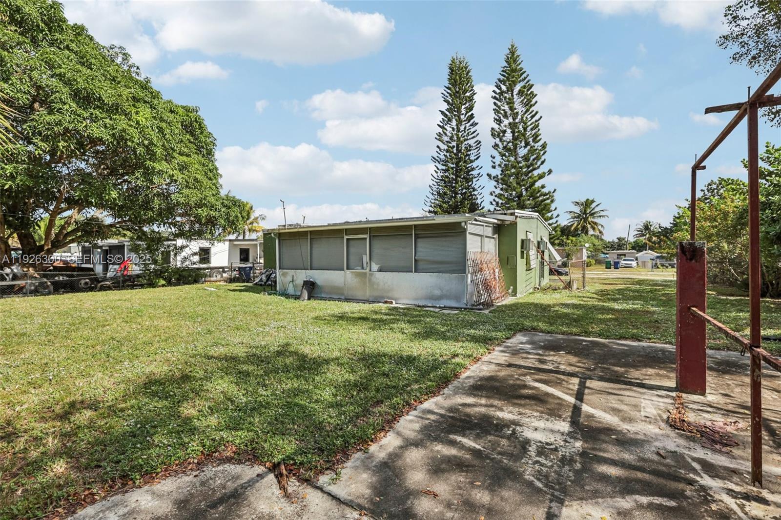 BUNCHE PARK - Residential