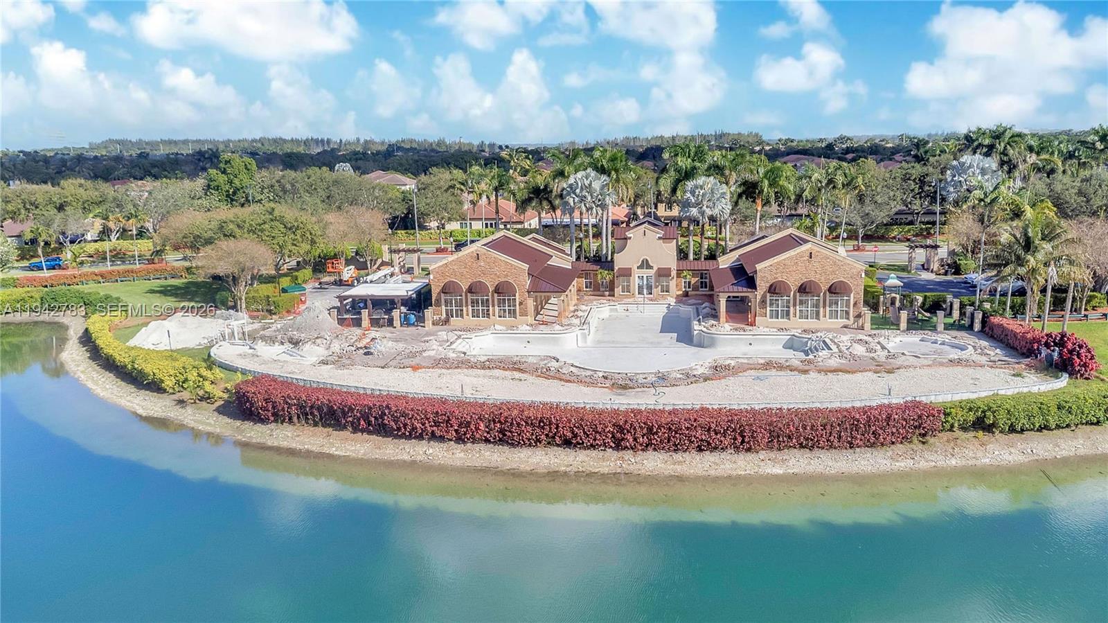 VENTURA AT MALIBU BAY - Residential