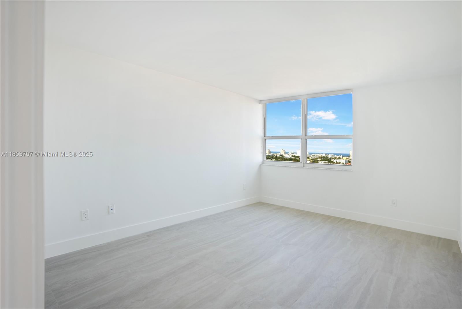 THE FLORIDIAN CONDO - Residential