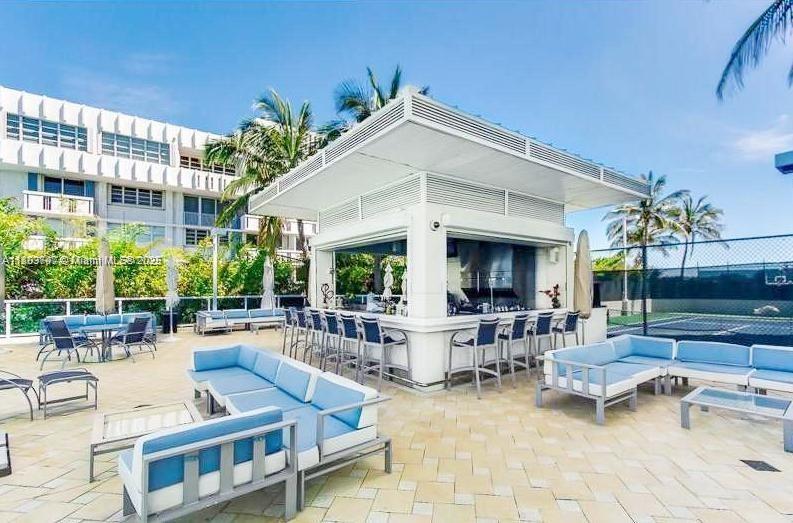 THE FLORIDIAN CONDO - Residential