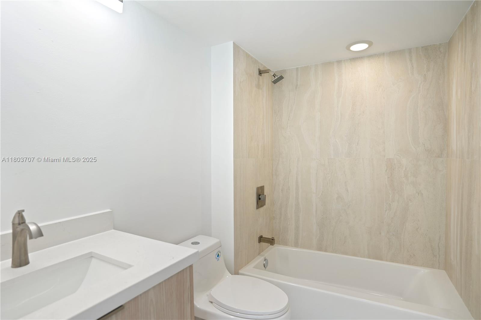 THE FLORIDIAN CONDO - Residential