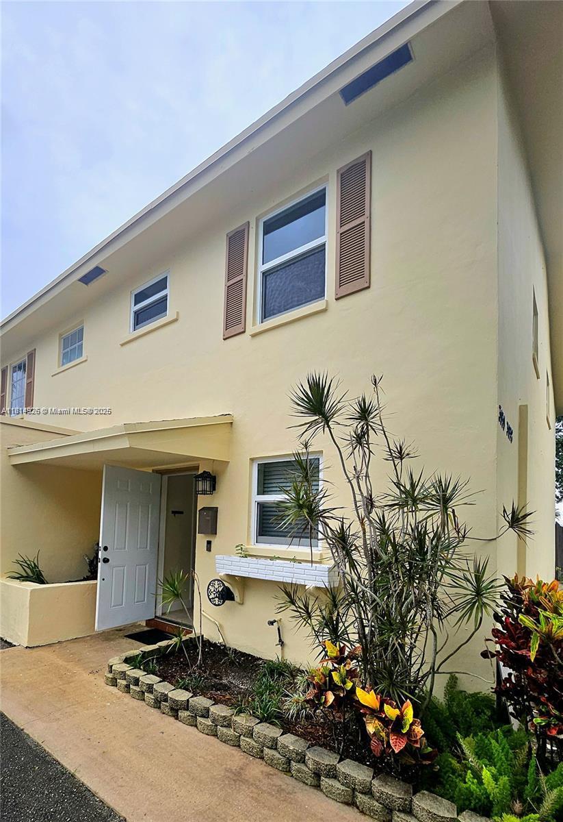 3038 Nw 69th 4H, Fort Lauderdale, Broward County, Florida - 3 Bedrooms  
2 Bathrooms - 