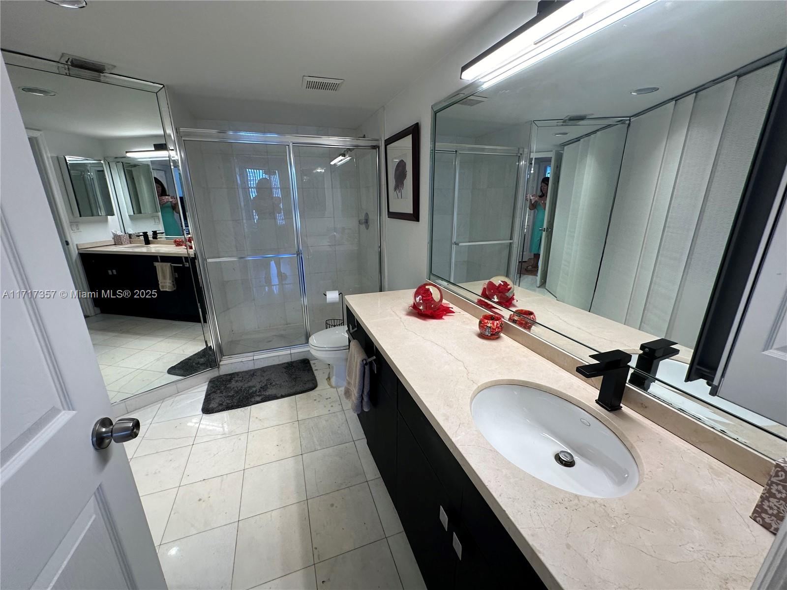 MYSTIC POINTE TOWER 400 C - Residential
