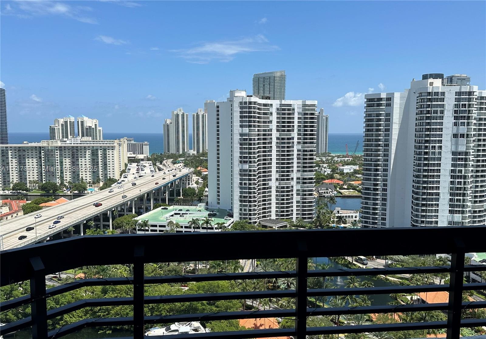 MYSTIC POINTE TOWER 400 C - Residential