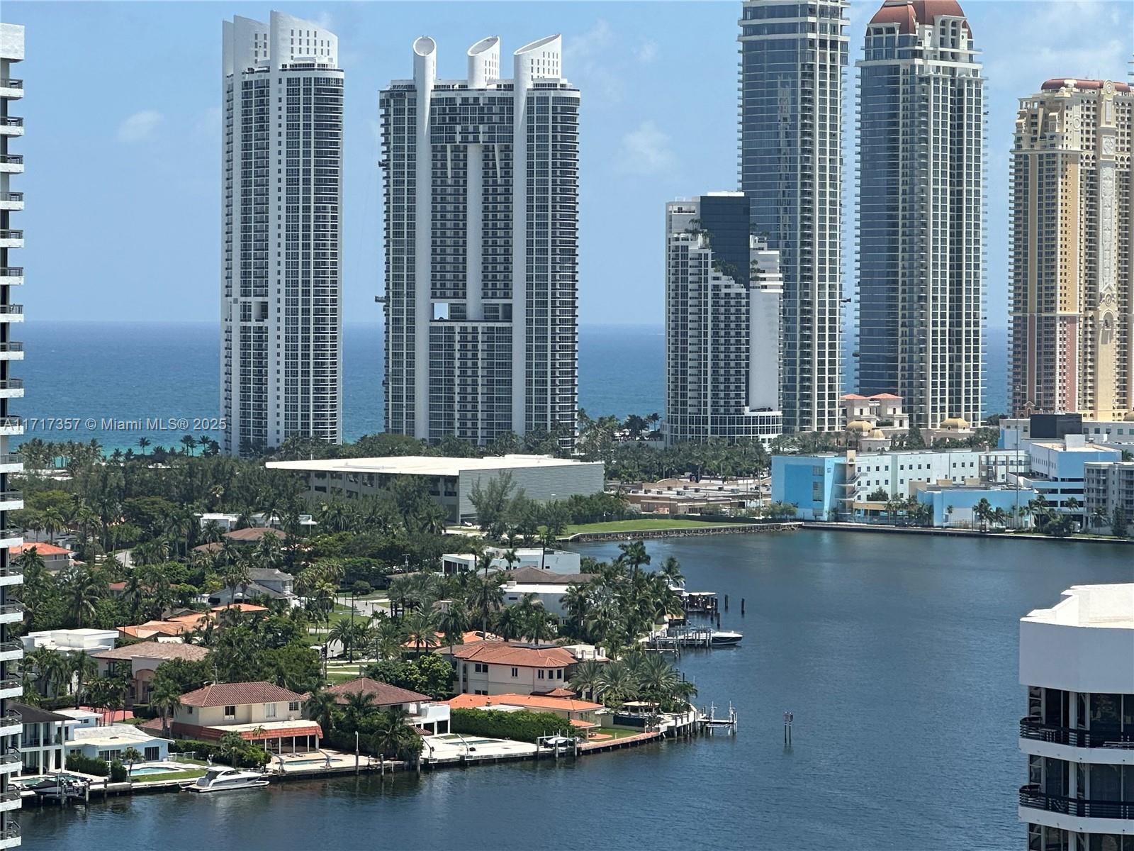 MYSTIC POINTE TOWER 400 C - Residential