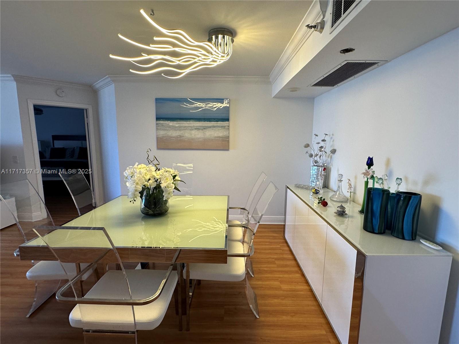 MYSTIC POINTE TOWER 400 C - Residential