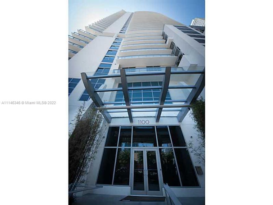 CHARMING 2 BDRM 2 BTH HIGH FLOOR CORNER UNIT WITH OUTSTANDING UNOBSTRUCTED SKYLINE VIEWS AND SPACIOUS BALCONY. FEATURING ITALIAN CABINETS, INTEGRATED REFRIGERATED AND DISHWASHER, WHITE QUARTZ COUNTER TOPS, ITALIAN PORCELAIN TILE, CUSTOM MASTER CLOSETS AND MODERN & SOLAR ROLLER BLINDS THROUGHOUT. BUILDING DESIGNED BY PININFARINA WITH A COMPLETE PRIVATE LEVEL FULL OF AMENITIES. LOCATED ON BRICKELL, WALK TO SHOPS AND RESTAURANTS. 1 PARKING