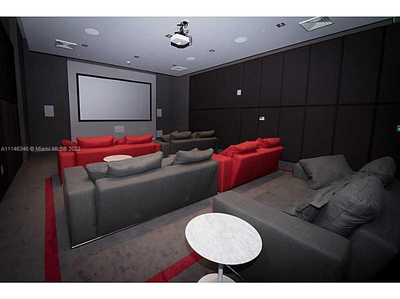 1100 MILLECENTO RESIDENCE - Residential