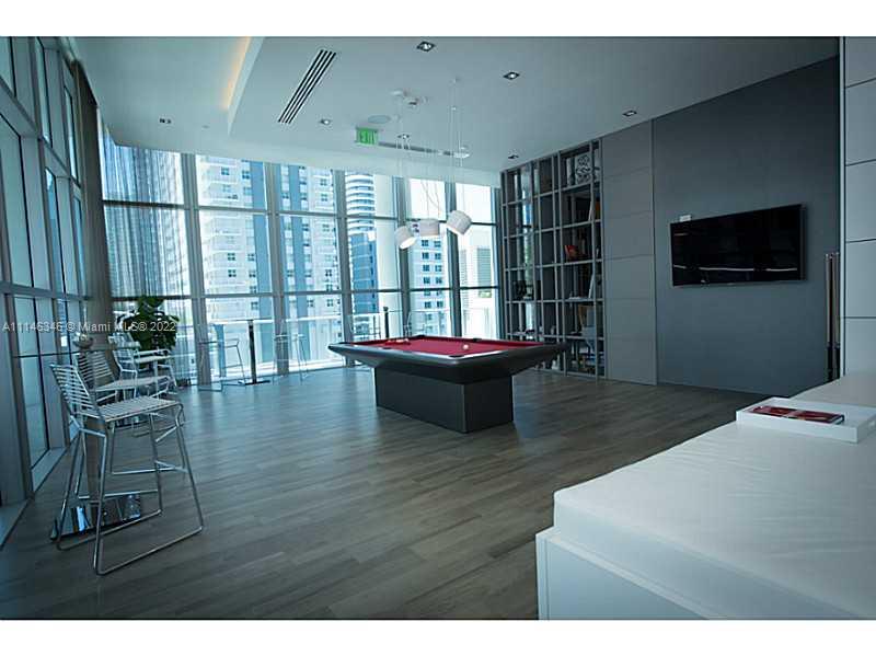 1100 MILLECENTO RESIDENCE - Residential