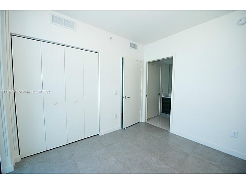 1100 MILLECENTO RESIDENCE - Residential