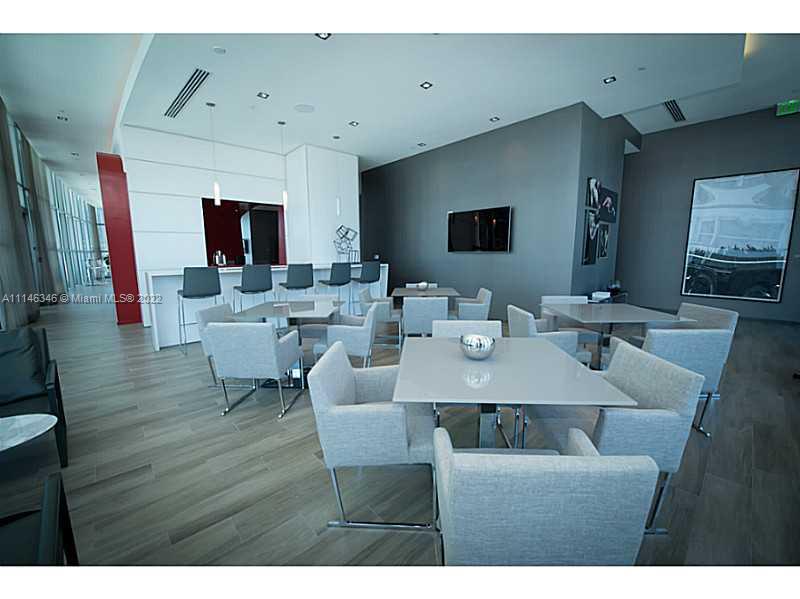 1100 MILLECENTO RESIDENCE - Residential