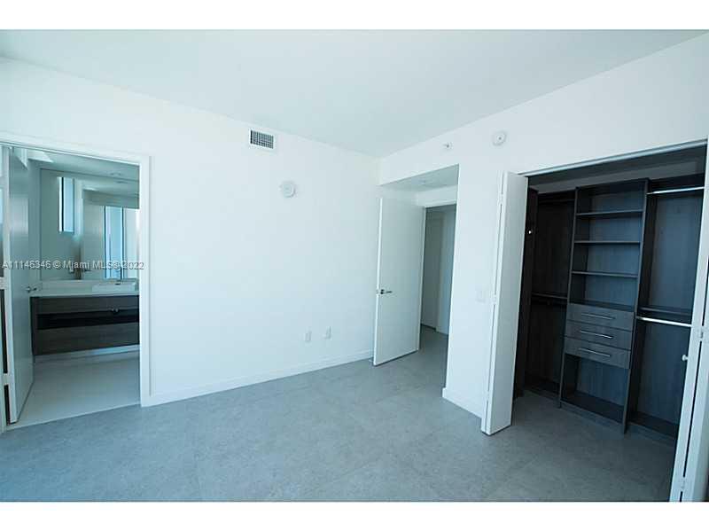 1100 MILLECENTO RESIDENCE - Residential