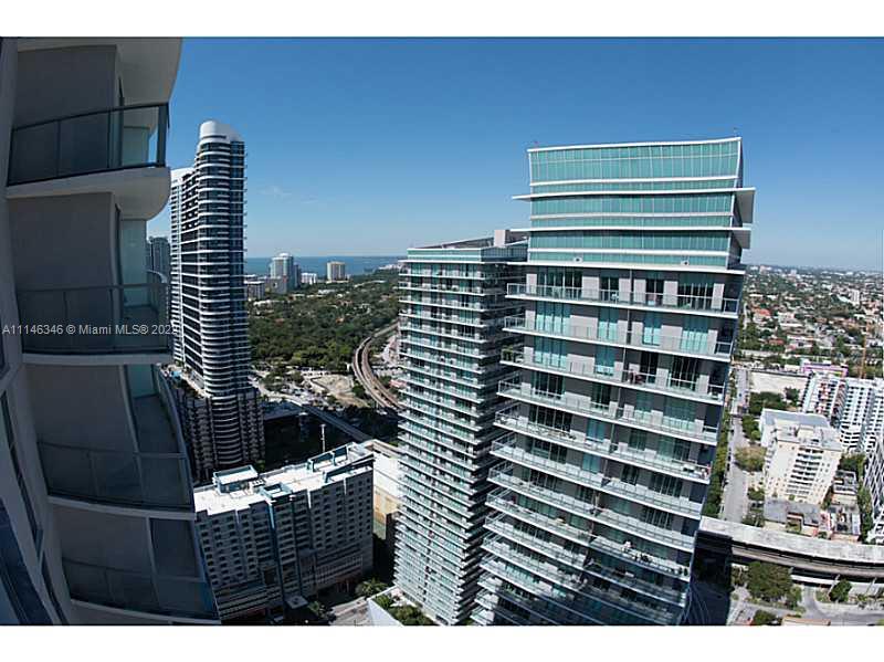 1100 MILLECENTO RESIDENCE - Residential