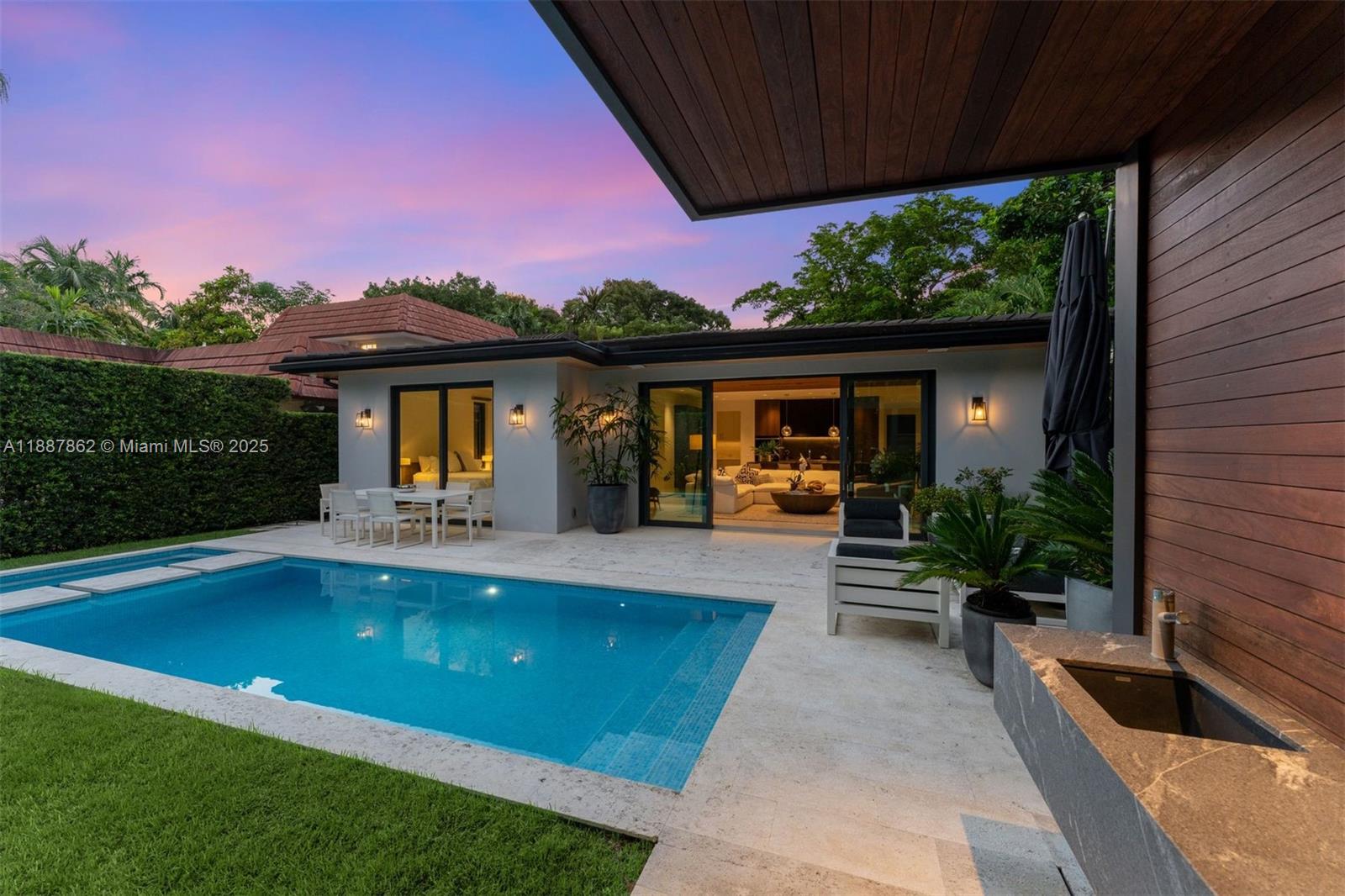 CORAL GABLES SEC B - Residential