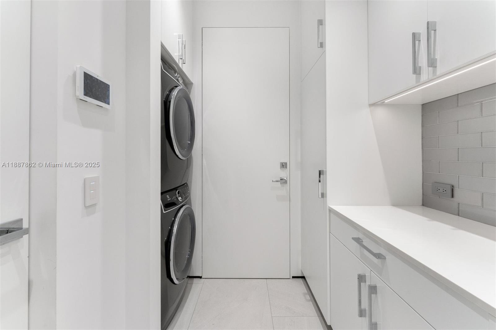 CORAL GABLES SEC B - Residential