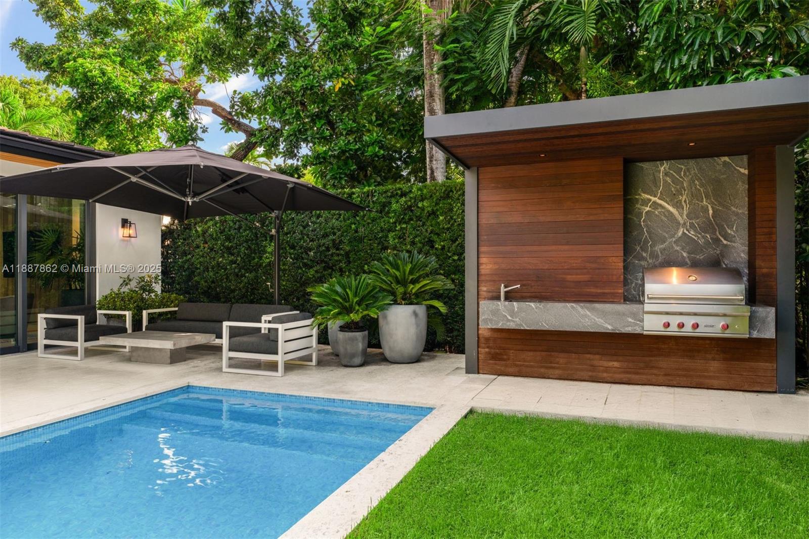 CORAL GABLES SEC B - Residential