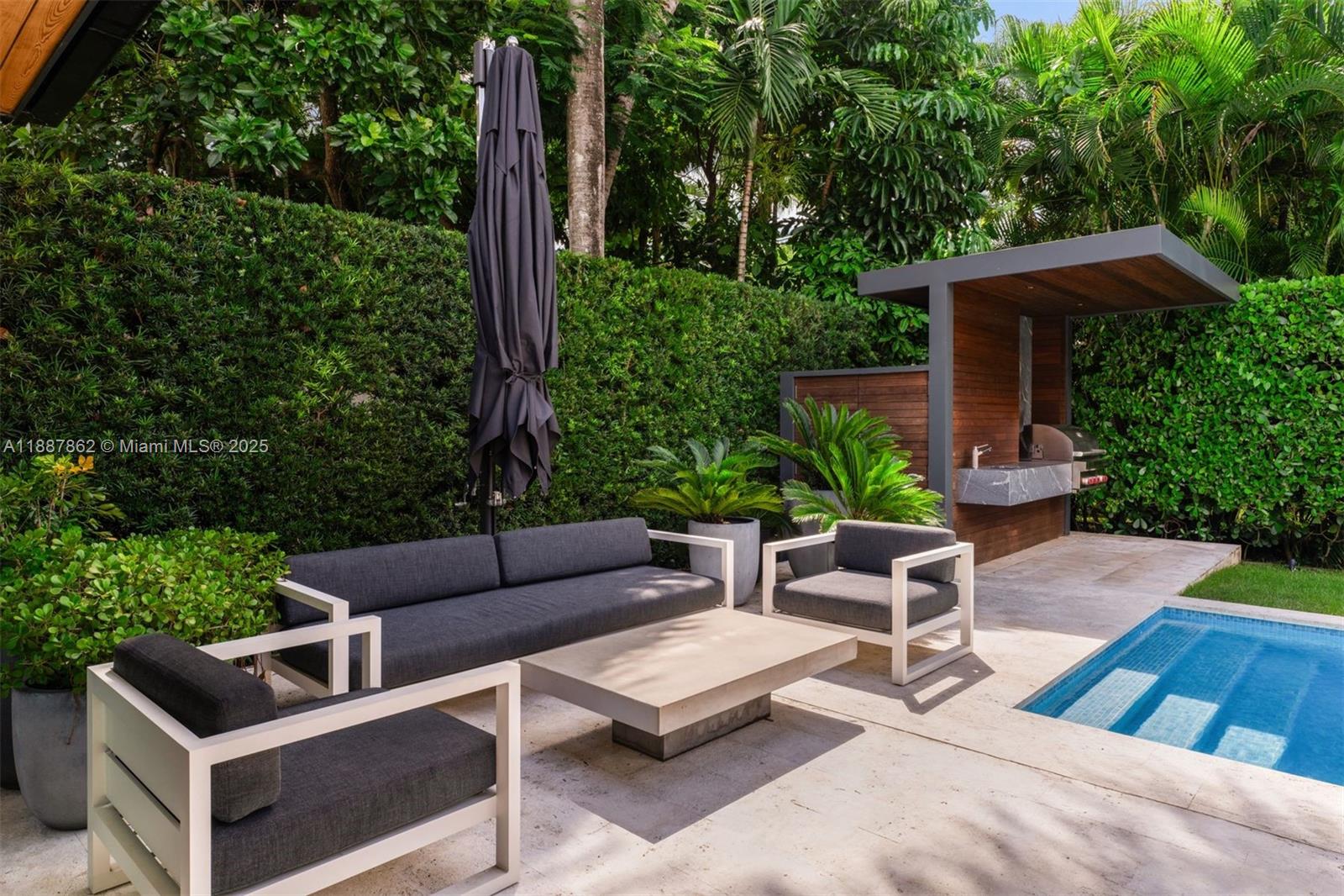 CORAL GABLES SEC B - Residential