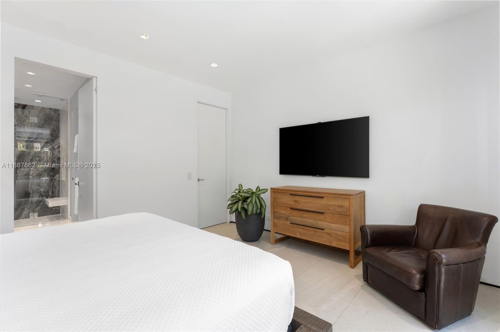 CORAL GABLES SEC B - Residential