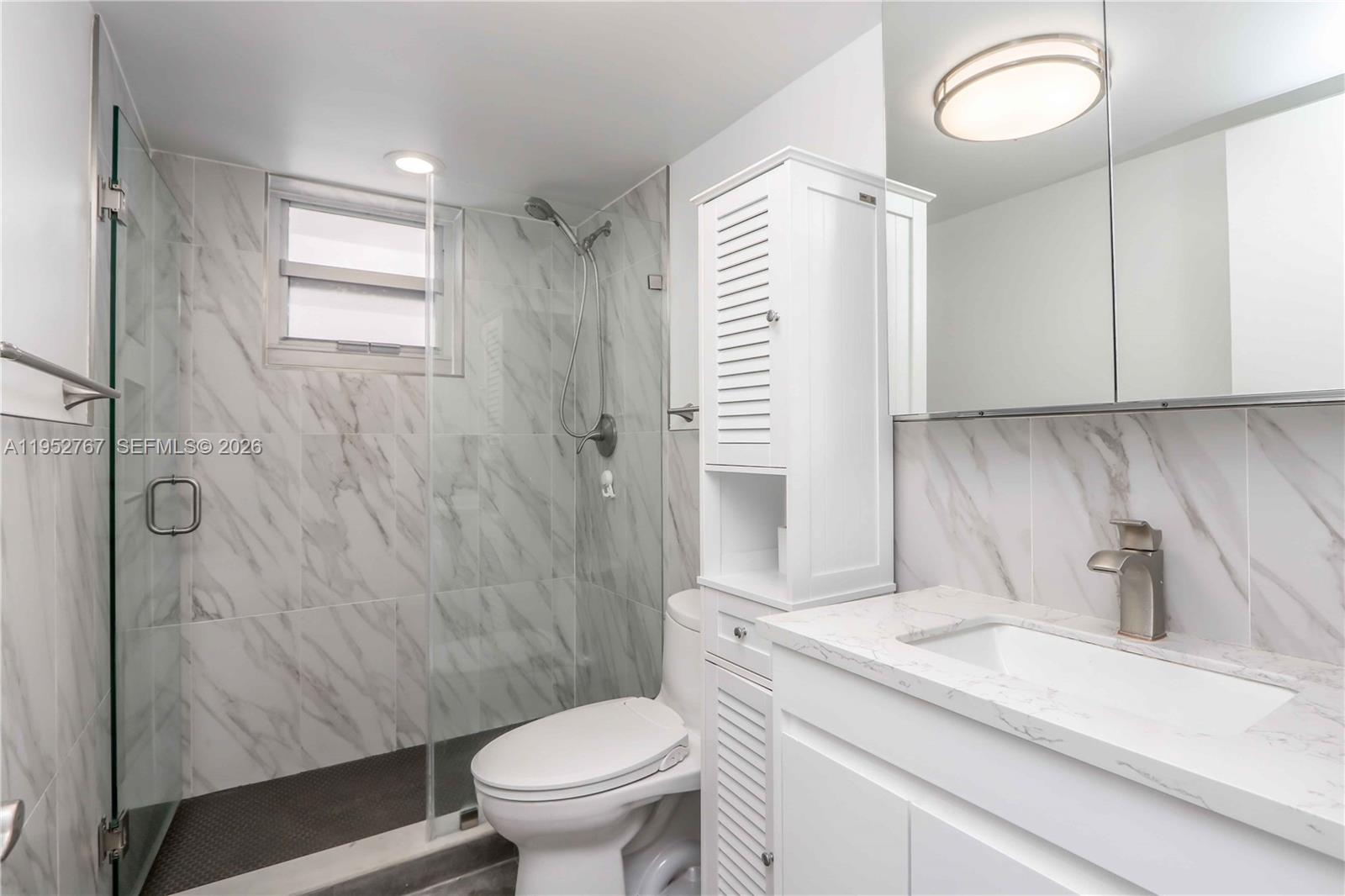 GOLDEN HOUSE CONDO - Residential