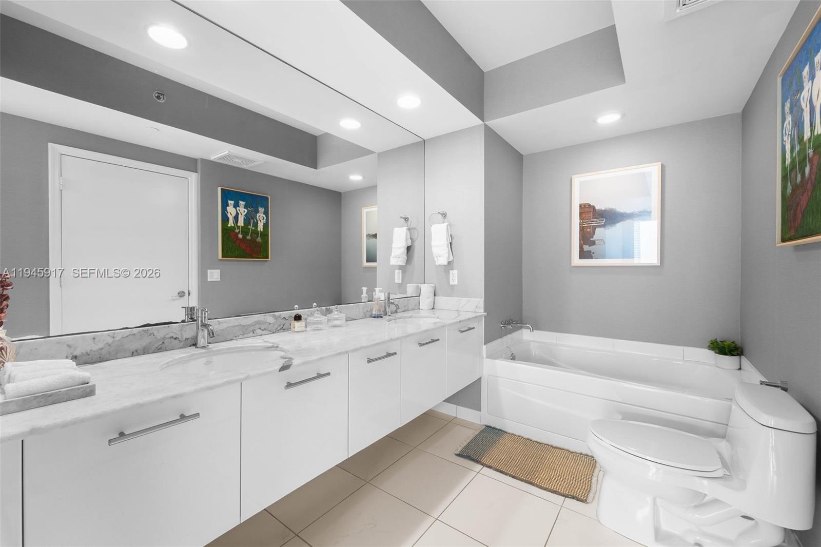 500 BRICKELL WEST CONDO - Residential