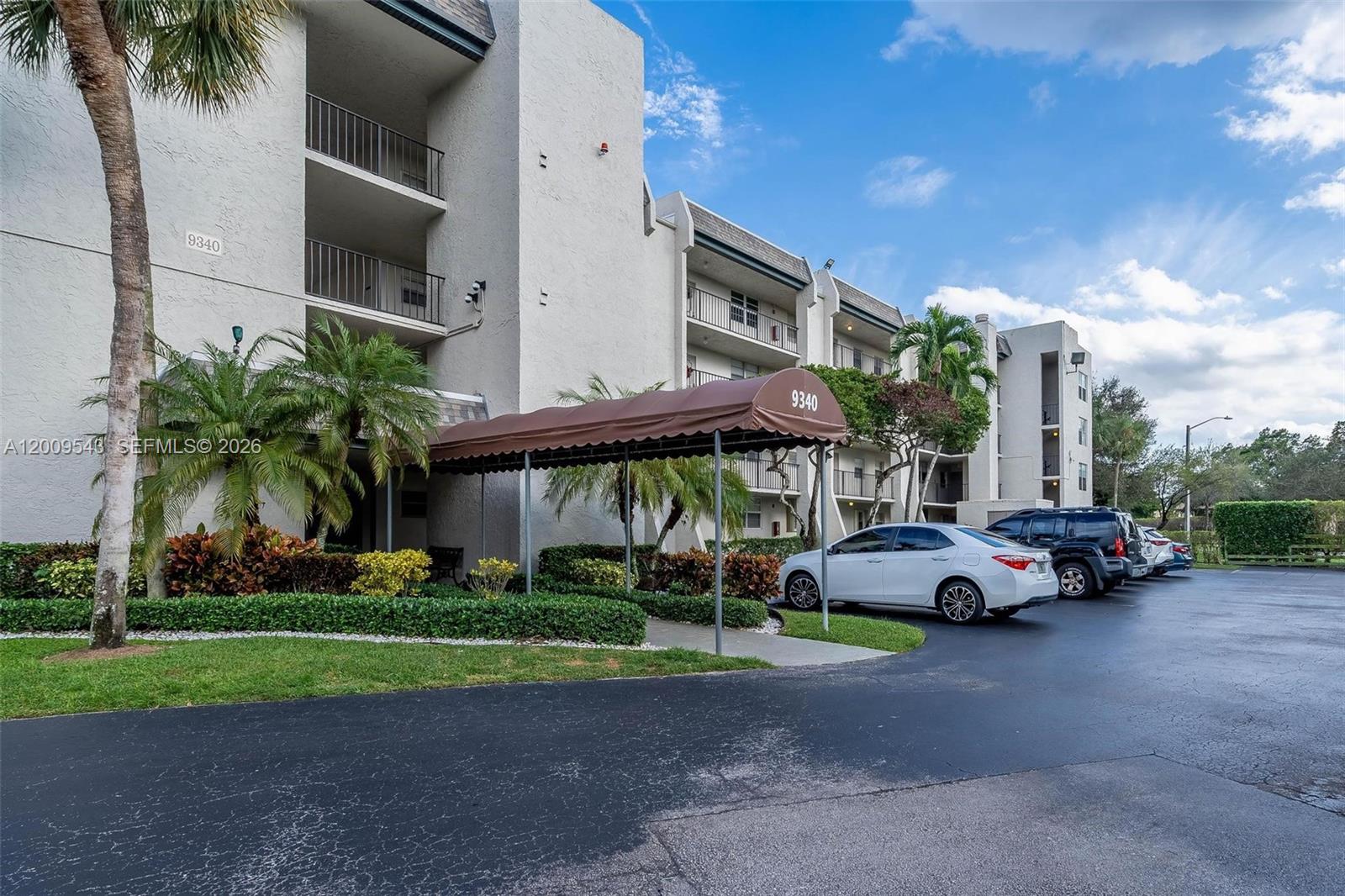 POINCIANA 12A PINE ISLAND - Residential