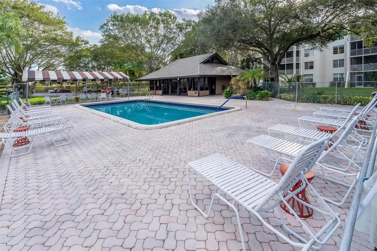POINCIANA 12A PINE ISLAND - Residential