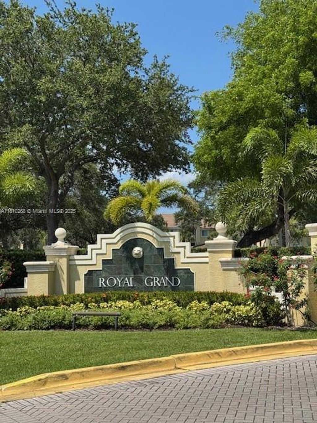 Photo of 2640 S University Dr #204, Davie, FL 33328 (MLS # A11810268)