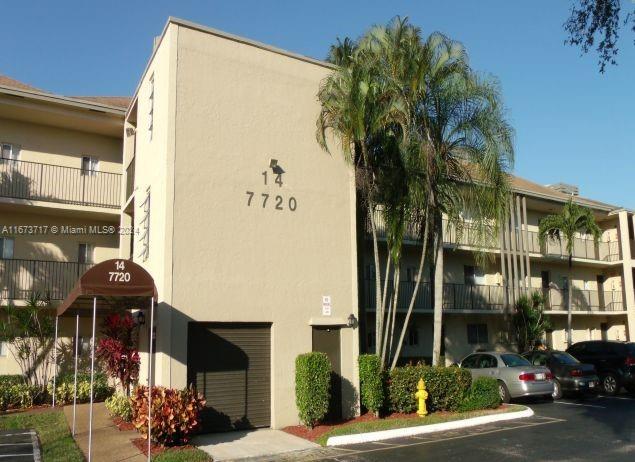 Property for Sale at 7720 Nw 50th St 306, Lauderhill, Miami-Dade County, Florida - Bedrooms: 2 
Bathrooms: 2  - $200,000