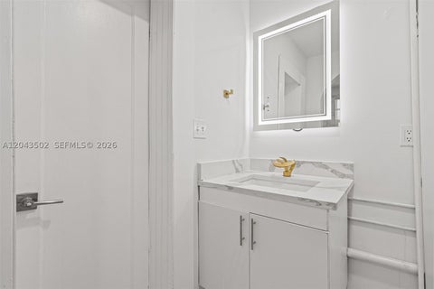 Tiny photo for 1521 NE 5th Ter, Fort Lauderdale, FL 33304 (MLS # A12043502)