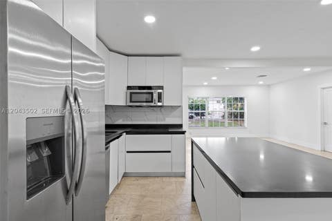 Tiny photo for 1521 NE 5th Ter, Fort Lauderdale, FL 33304 (MLS # A12043502)