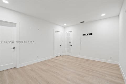 Tiny photo for 1521 NE 5th Ter, Fort Lauderdale, FL 33304 (MLS # A12043502)