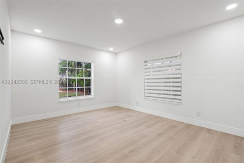 Tiny photo for 1521 NE 5th Ter, Fort Lauderdale, FL 33304 (MLS # A12043502)