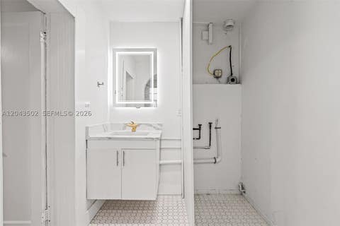 Tiny photo for 1521 NE 5th Ter, Fort Lauderdale, FL 33304 (MLS # A12043502)