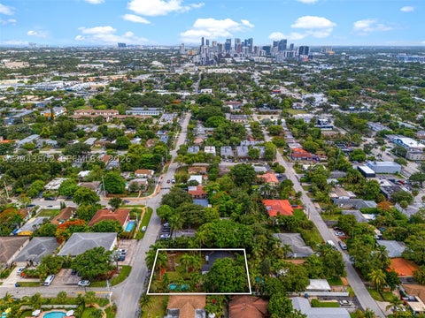Tiny photo for 1521 NE 5th Ter, Fort Lauderdale, FL 33304 (MLS # A12043502)