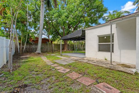 Tiny photo for 1521 NE 5th Ter, Fort Lauderdale, FL 33304 (MLS # A12043502)