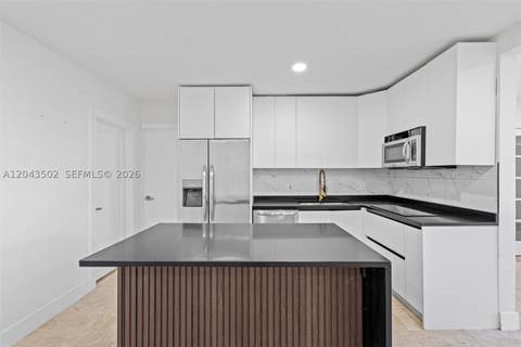 Tiny photo for 1521 NE 5th Ter, Fort Lauderdale, FL 33304 (MLS # A12043502)
