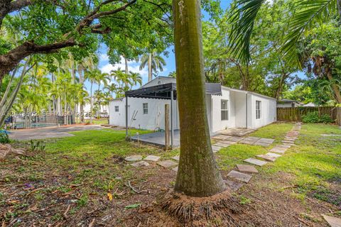 Tiny photo for 1521 NE 5th Ter, Fort Lauderdale, FL 33304 (MLS # A12043502)