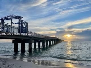 LA PERLA CONDO - Residential Lease