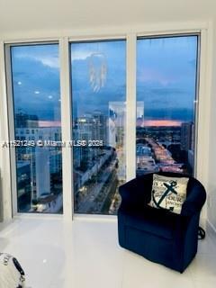 LA PERLA CONDO - Residential Lease