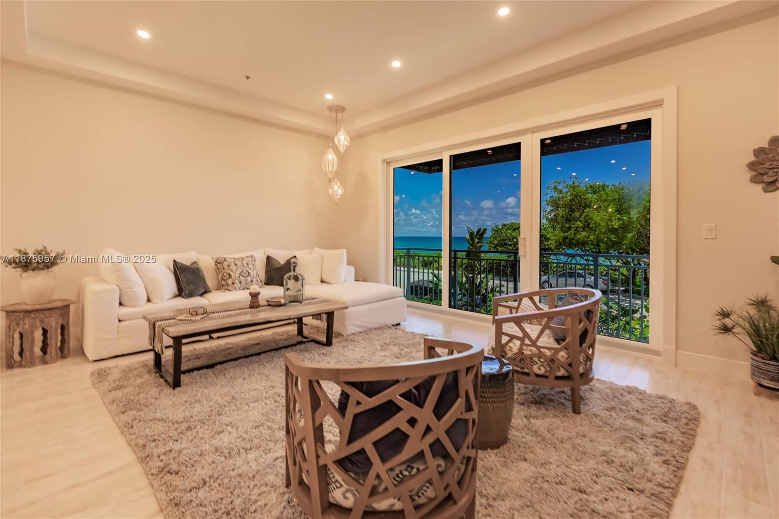 JUPITER KEY 2 - Residential