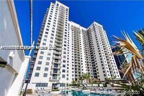 999 SW 1st Ave 2705