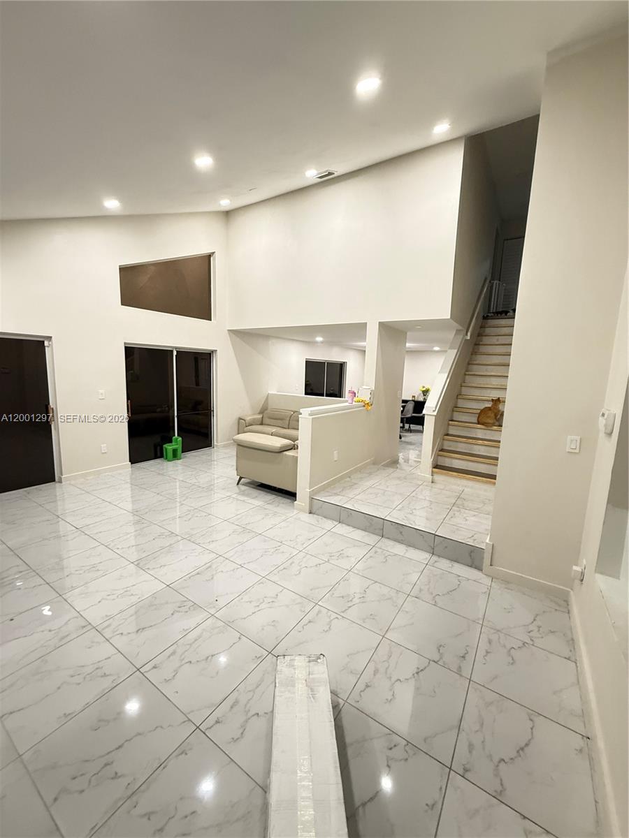 HARBOUR SUB - Residential