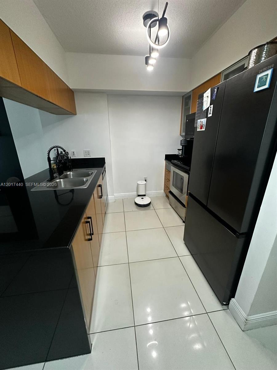 OPERA TOWER CONDO - Residential Lease