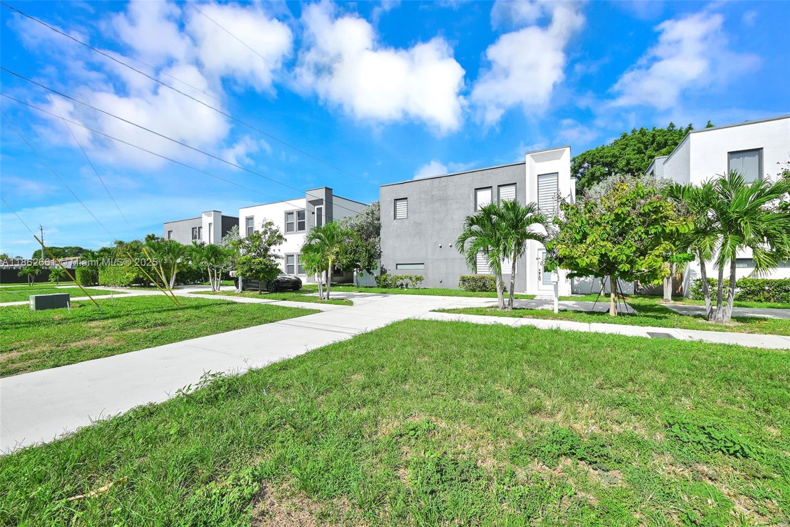 18750 SW 117th Ave