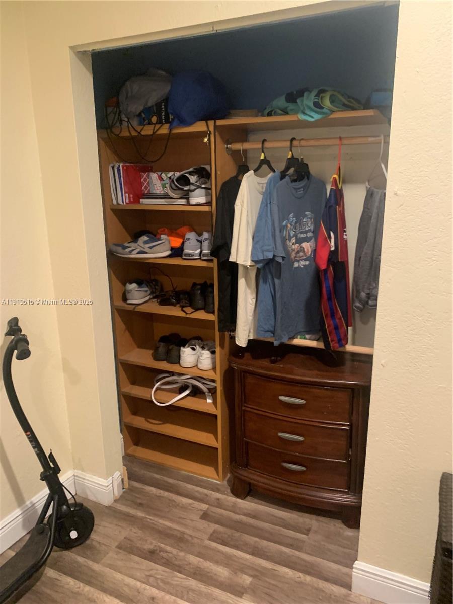 NORTH LAUDERDALE VILLAGE - Residential