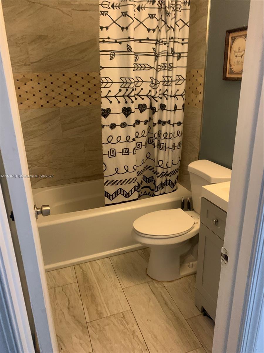 NORTH LAUDERDALE VILLAGE - Residential