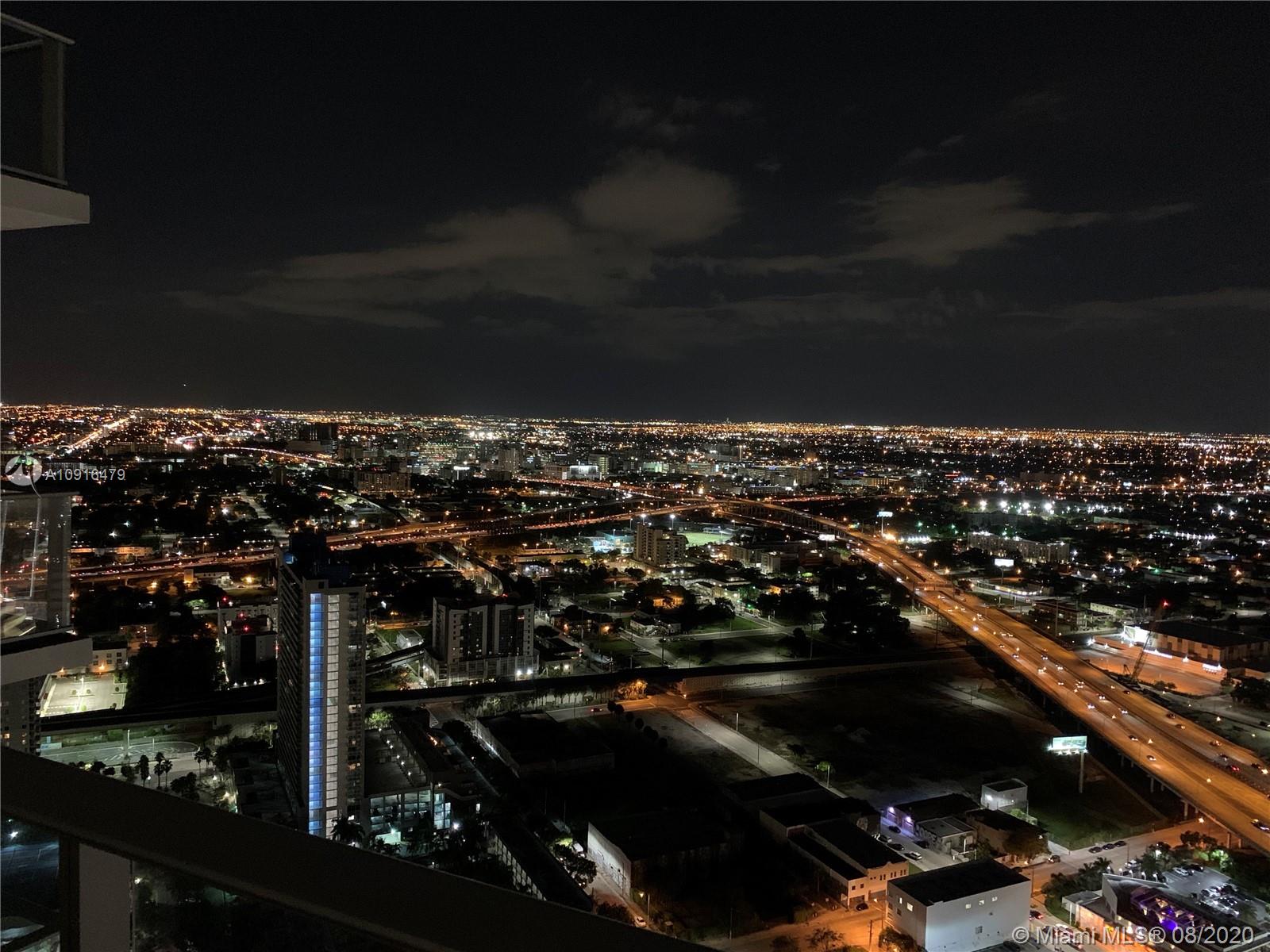 PARAMOUNT MIAMI WORLDCENT - Residential Lease